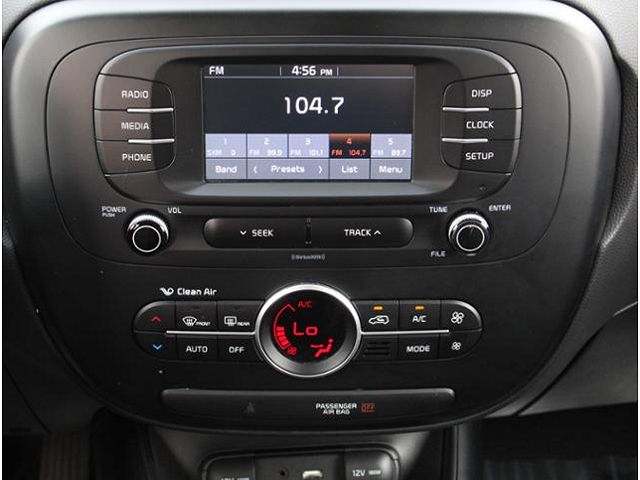 2017 kia soul stock radio 2024